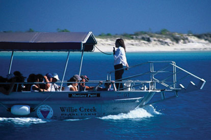 Willie Creek Pearl Farm Tour