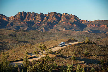 Wilpena Pound Half Day 4WD Tour